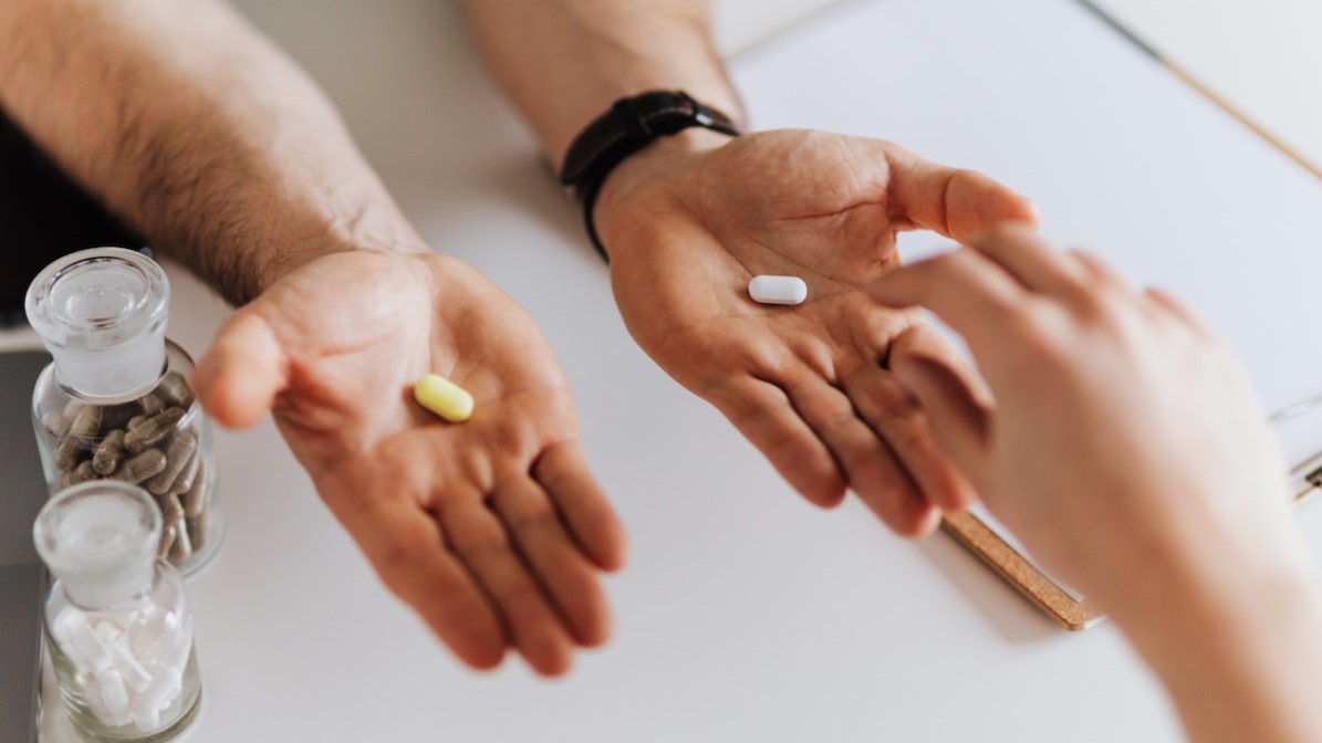 pexels-karolina-grabowska-4021794