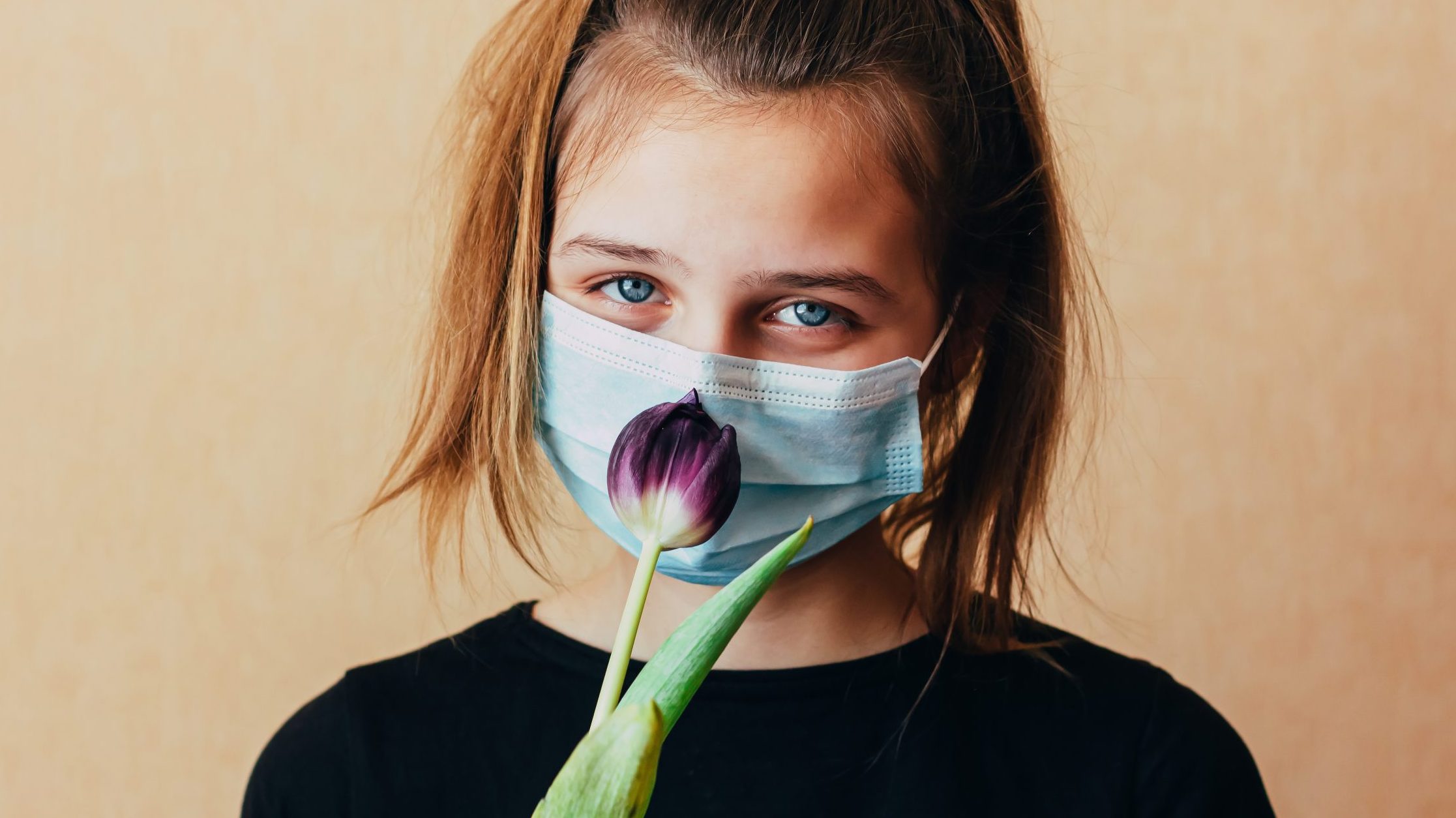 Young,Teenage,Caucasian,Girl,In,Face,Mask,Quarantined,Because,Of