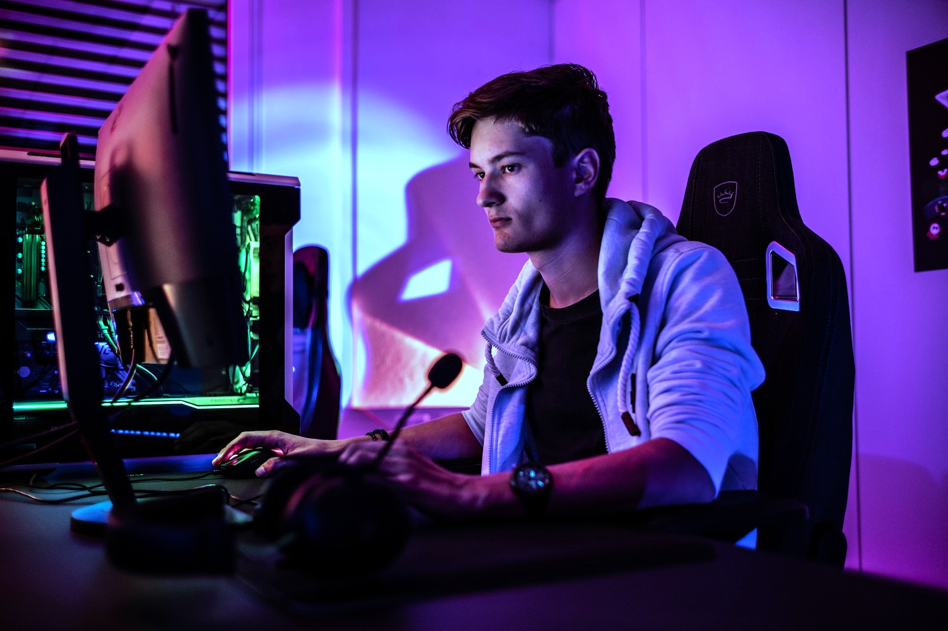 ella-don-hUOdigTNXtg-unsplash