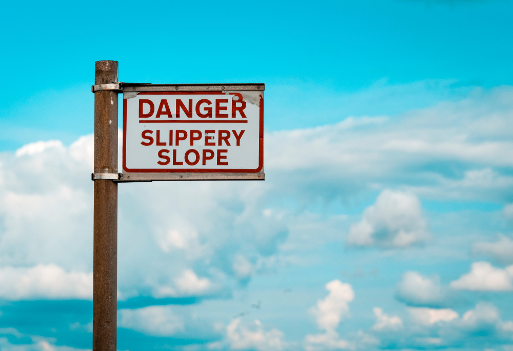 Danger,Slippery,Slope,Warning,Sign,On,Quayside