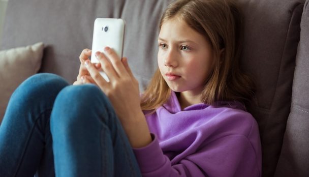Social media and teens - Warburton